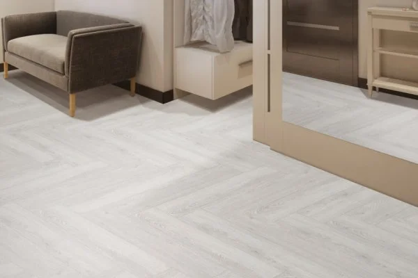 Виниловый пол Floor Factor Herringbone White Smoke Oak в Нижневартовске