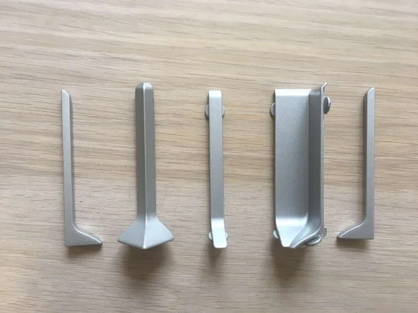 Соединитель для плинтуса ЭлитПроф Плоский 100 (Алюм) в Нижневартовске