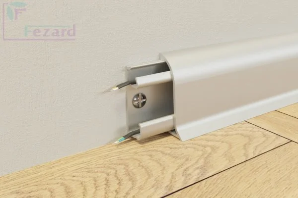 Алюминиевый плинтус Fezard Серебро 43х22х2,5м в Нижневартовске