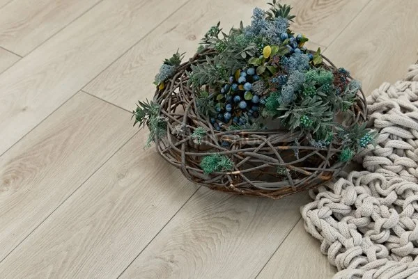 Кварц-виниловая плитка Alpine Floor Premium XL Дуб Белая Ночь ЕСО 7-2, 8 мм. 43 класс в Нижневартовске