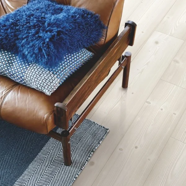 Ламинат Pergo Skara Pro Состаренная Белая Сосна L1251-03373 в Нижневартовске