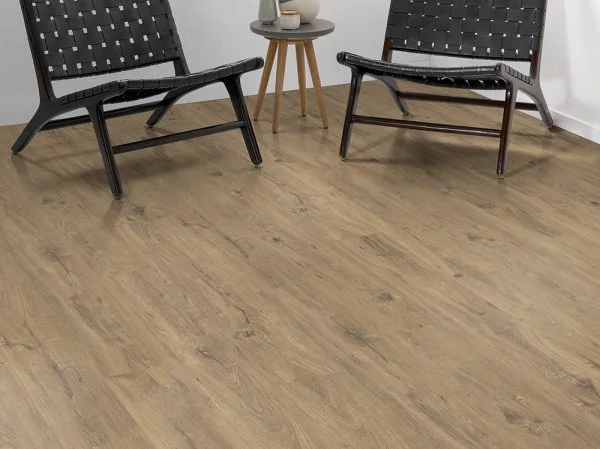 Ламинат Egger PRO 8/33 Дуб Ла-Манча EPL018 в Нижневартовске