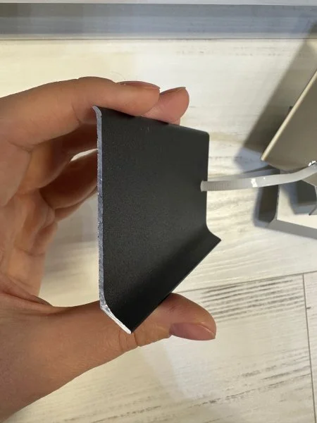 Алюминиевый плинтус Bonkeel ПЛ80 515л Черный (78,5х11,2х2500мм) в Нижневартовске